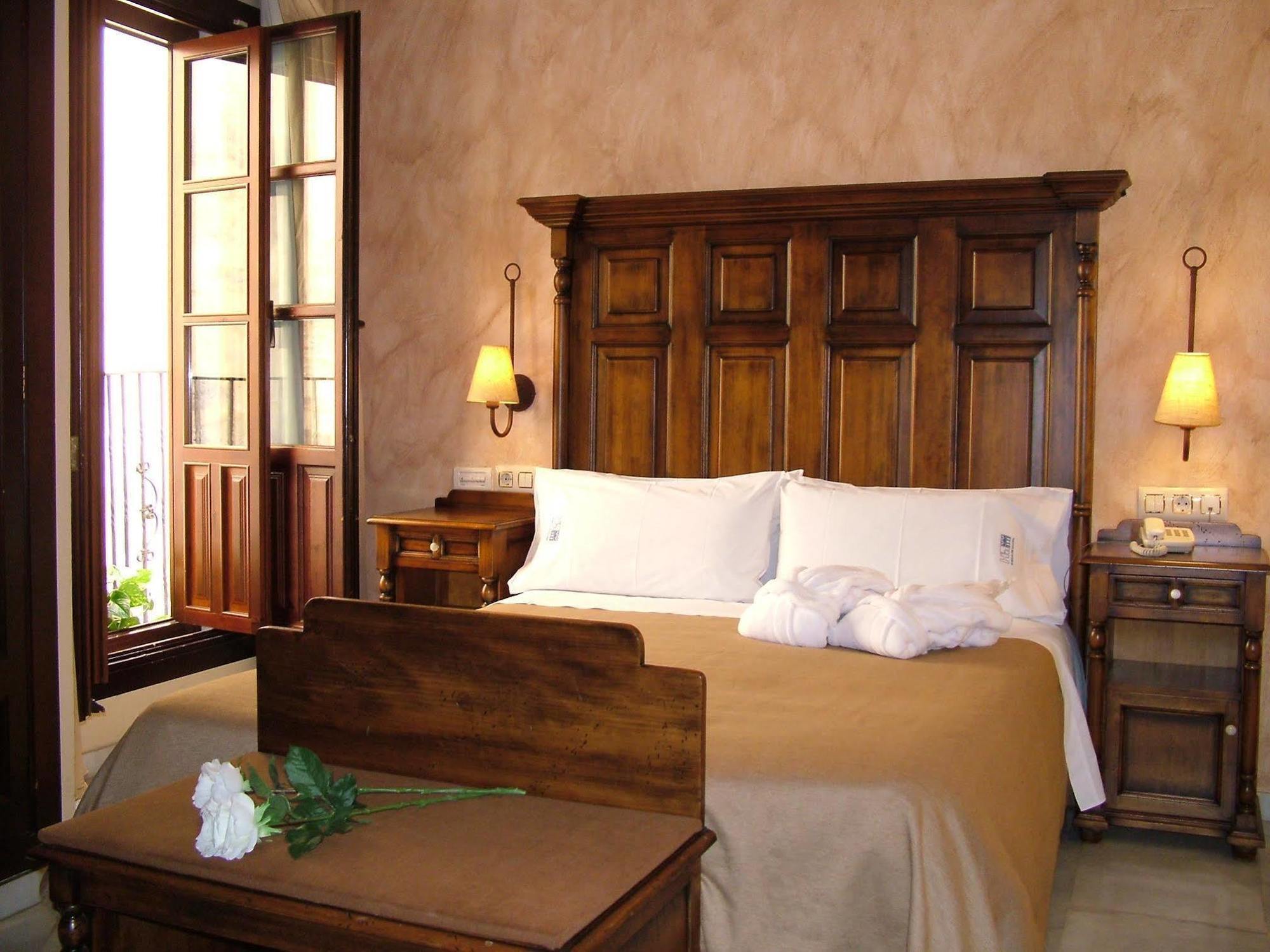 Hotel Posada De Vallina By Mira Кордоба Екстериор снимка